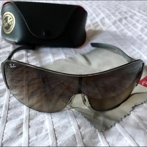 Ray-Ban Sunglasses